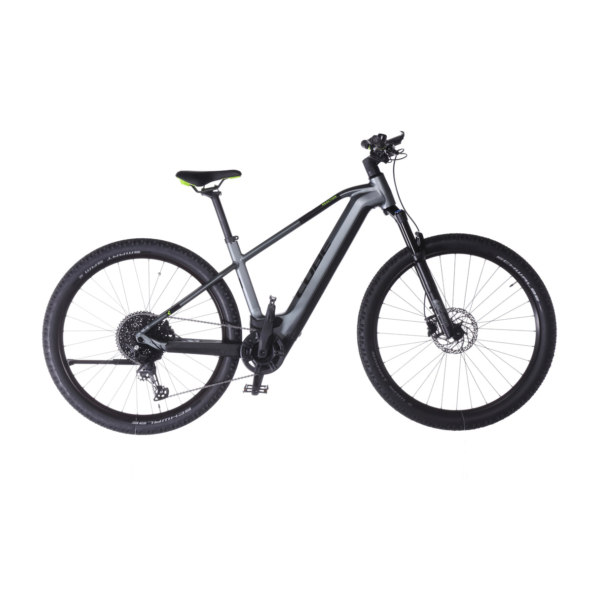 Reaction Hybrid Pro 750 - Front view